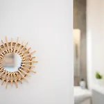 公寓 Keyroom - Patio & Parking Near *